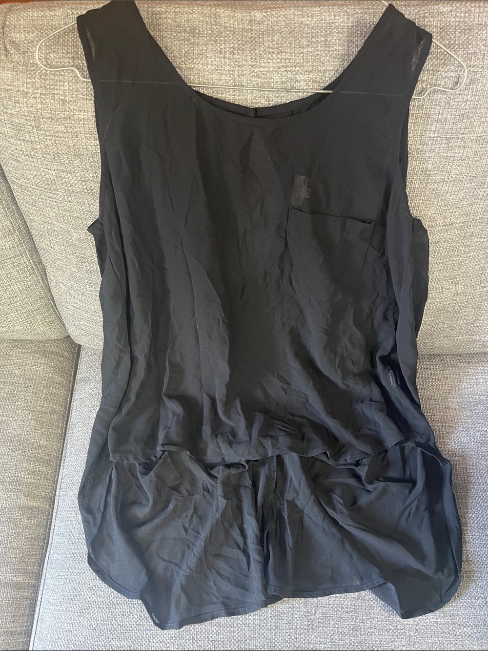 Women's Black Sleeveless Tank Top with Pocket